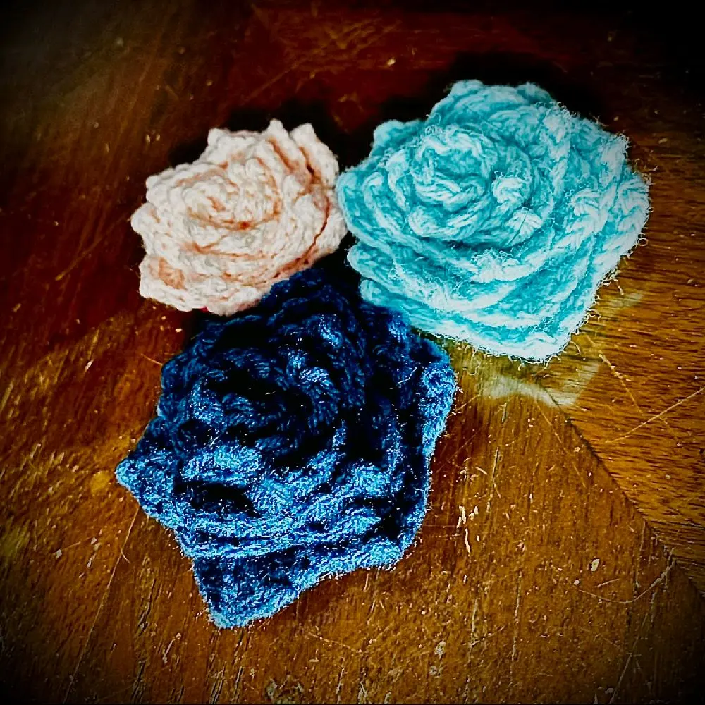 Crochet Lotus Handmade Decor, Small Knitted Flower Ornament for Home Tabletop Display