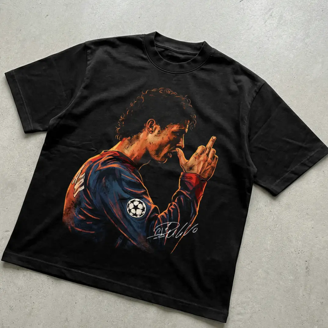 Women's CR7 Young Ronaldo Middle Finger Vintage Graphic T-Shirt - Unisex Cotton Comfort Streetwear, Football Fashion Sport Merch, Gift for Fans for Thanksgiving, Easter, Valentines Day, Twist
