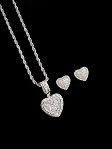 Women Hiphop Love Heart Pendant Necklace With Love Heart Earring Fashion  Vintage Hip Hop Necklace With Earring Is Perfect For Party Or Everyday Lovers' Gifts Trendy Jewelry Set