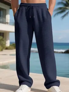 Men's autumn and winter thickened and comfortable waffle check casual long pants, with a simple and elegant drawstring design. They are perfect for Halloween, Christmas and birthday gifts, and can be worn for both daily leisure and outdoor activities