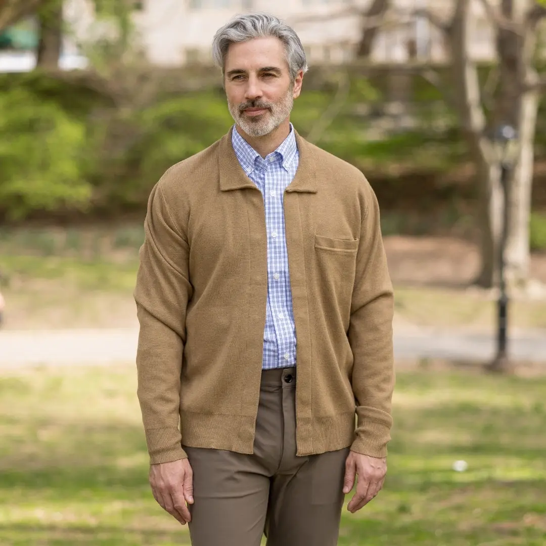 Magnetic Front Knit Sweater in Brown