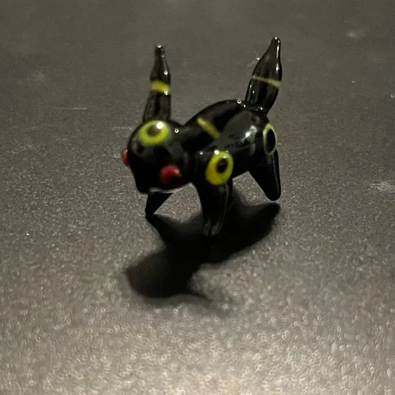 Umbreon  Glass Mini Figurine - Design - Detailed View of Product as Shown