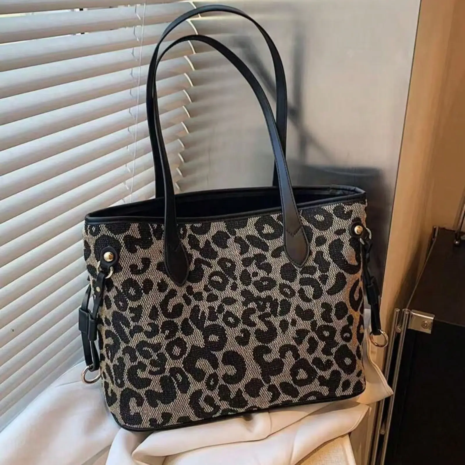 Fashion Casual Retro Leopard Print Pattern Women's Tote Everyday Bag Suitable for Daily Commuting, Shoulder Bag As Gifts, New Style Large Capacity Designer Work Shopping Laptop Tote Travel Essentials