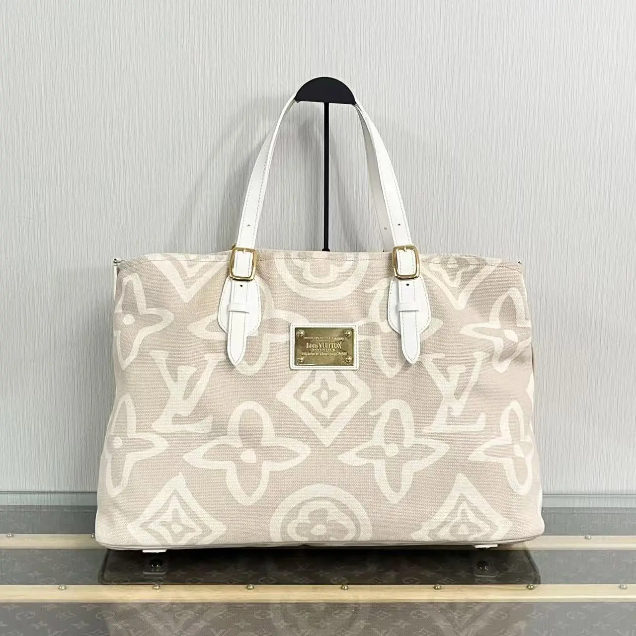 Pre-owned Louis Vuitton LV Tahiti White Gold tone Canvas & Leather Shoulder Tote Bag SZ3042606234103