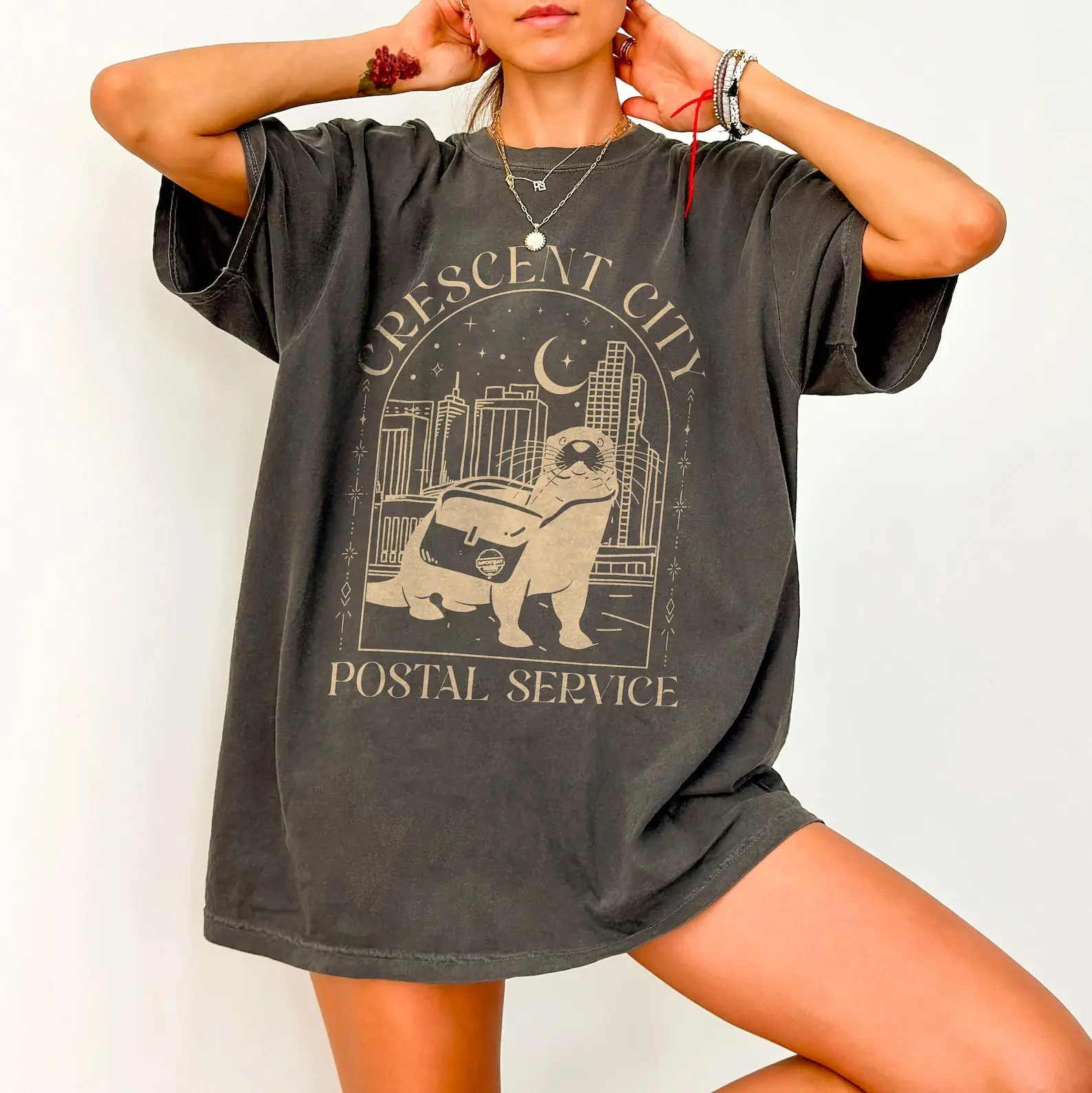Crescent City Postal Service Shirt, Crescent City Otter Sweatshirt, Crescent City Shirt, Sjm Merch, House Of Earth And Blood, SJM Fan Shirt, Otter Shirt
