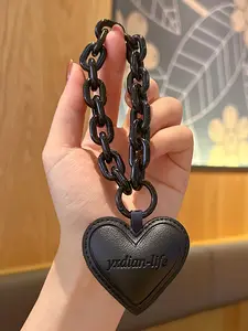 Heart Bag Charm Pendant, Chain Design Keychain Wristlet Strap, Simple Versatile Personalized Bag Accessory, Stylish and Unique Fashion Item