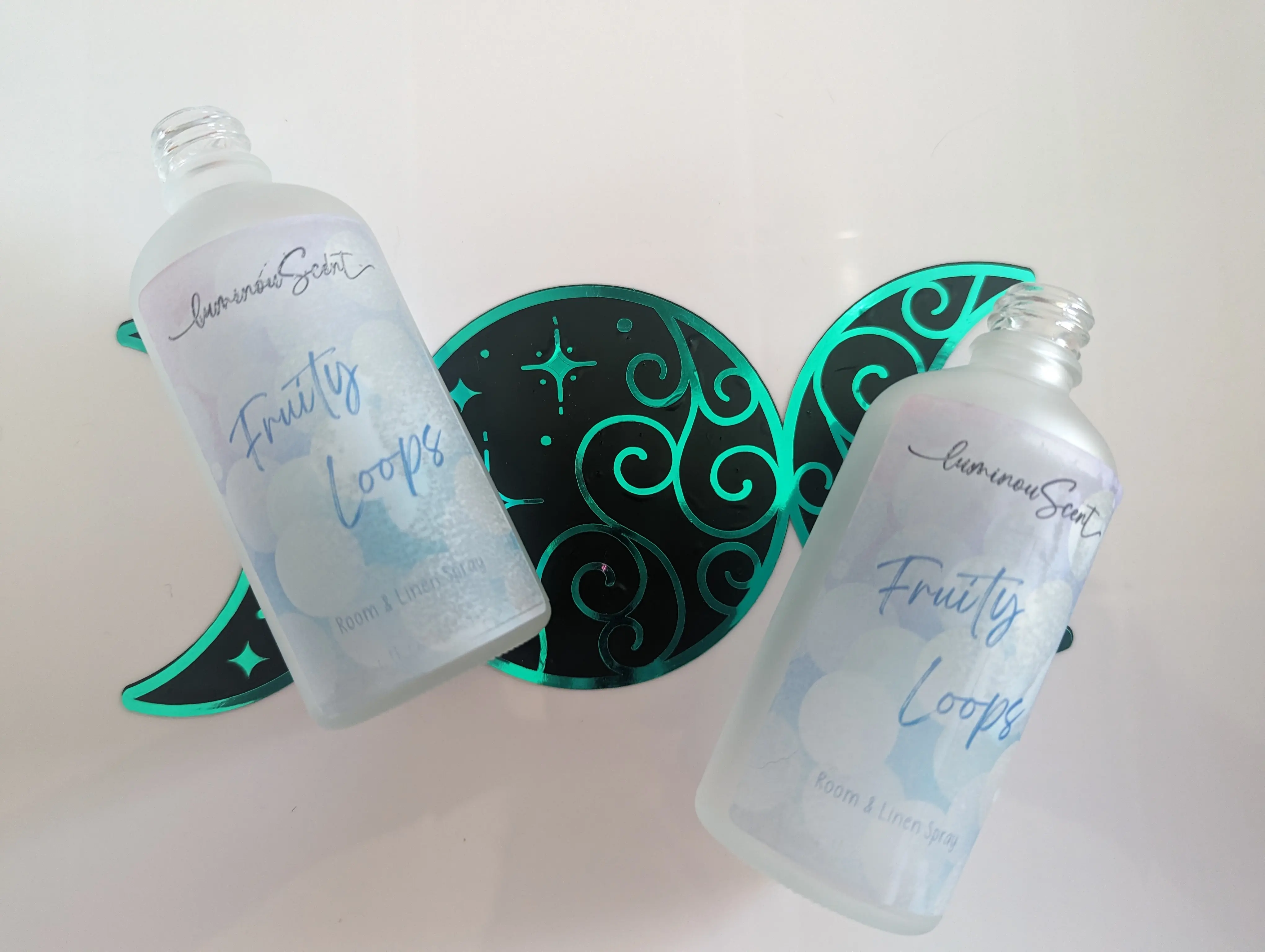 LuminouScent Linen & Room Sprays - Long lasting, inviting scents for all your spaces! These room aprays will linger on your fabrics for hours!