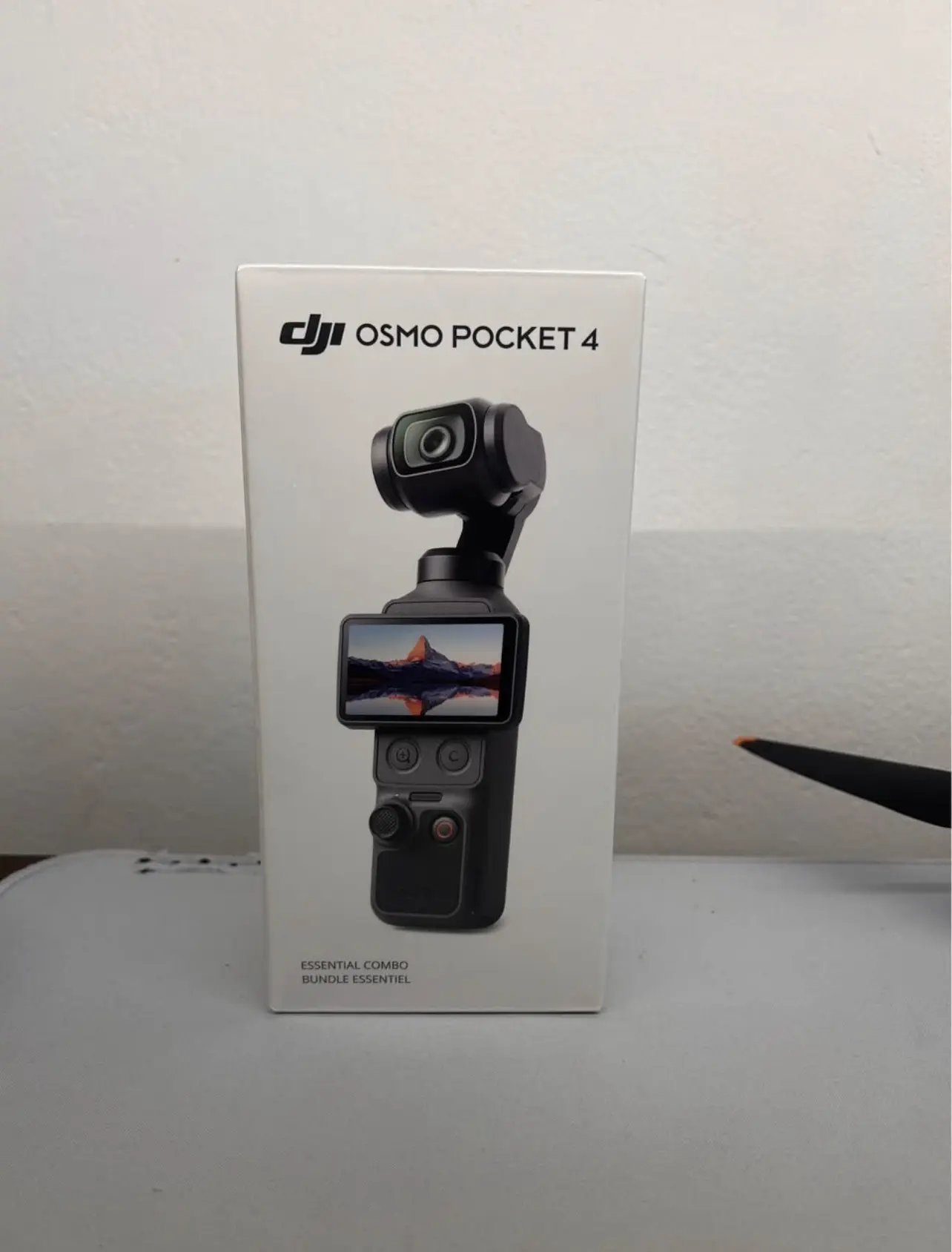 Dji osmo pocket 4 512GB Creator combo