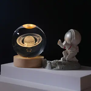 Solar Theme Space Cosmos Series Crystal Ball Night Light, 1 Count USB Rechargeable Creative Desktop Decorative Ornament Desk Accessory, Creative Gift for Friends