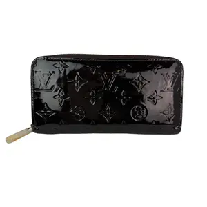 Pre-owned Louis Vuitton patent leather Clutches & Wristlets Burgundy Vernis Zippy Wallet Clutch