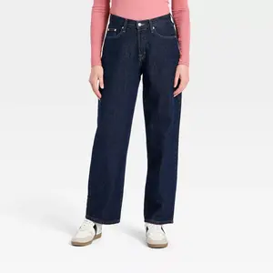 Women's Mid-Rise 90's Baggy Denim Jeans - Universal Thread Dark Wash 4