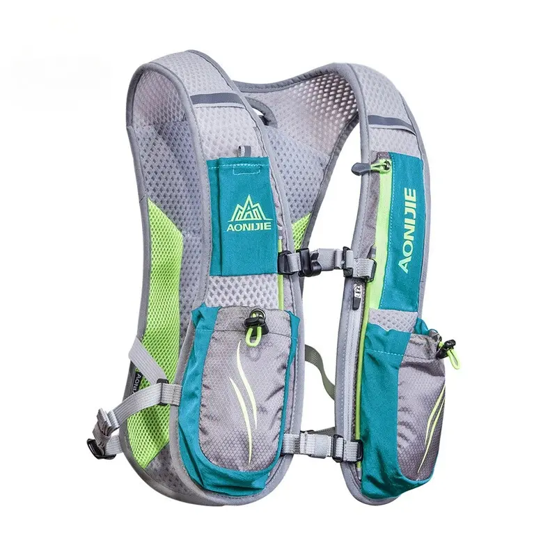 Marathon Hydration Ultralight Backpack - Lightweight Design for Everyday Use