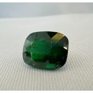GIA certified Natural Tsavorite Garnet (Green) - 6.63ct - Rectangular Cushion