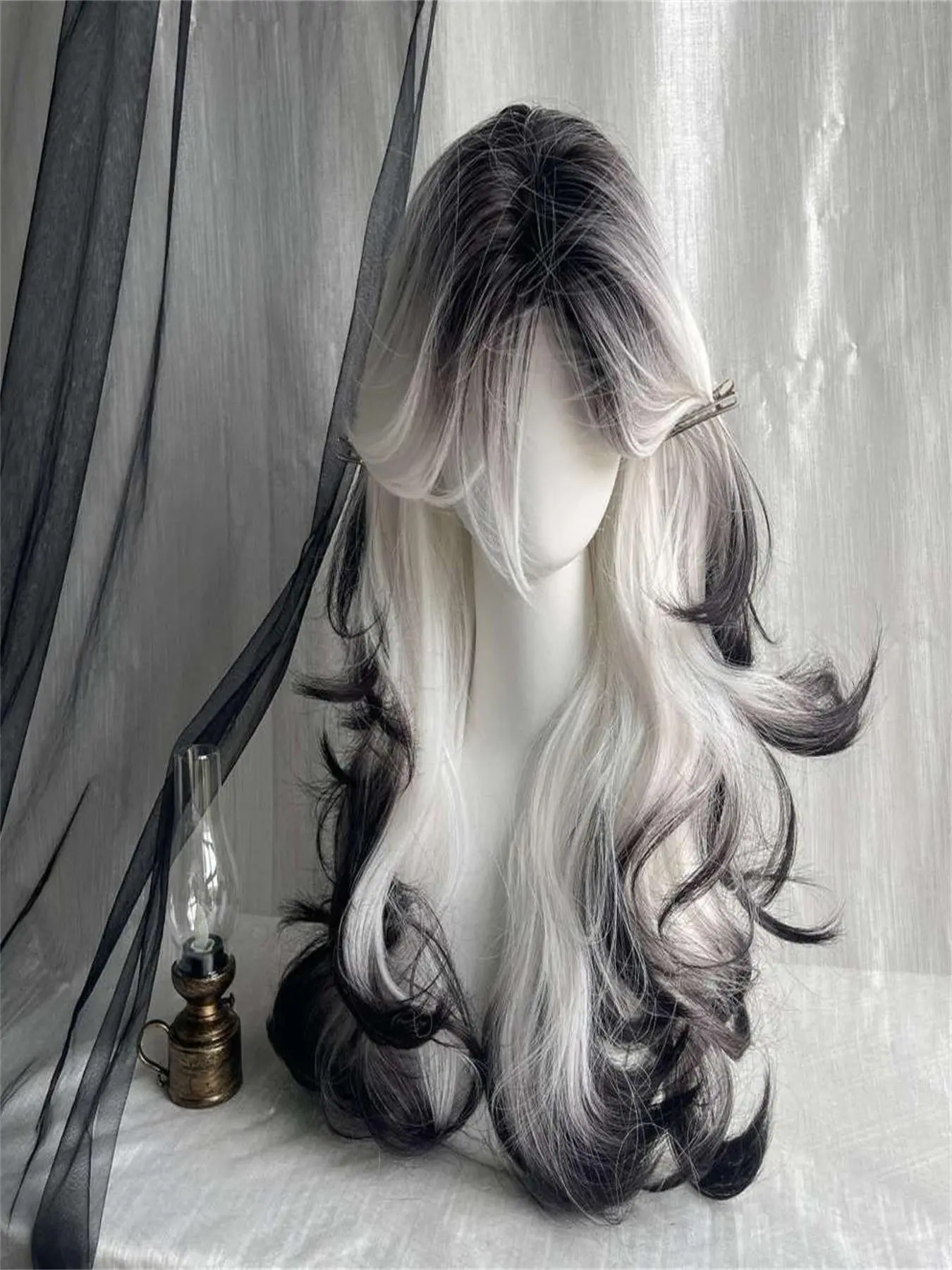 Women's Gradient Long Curly Wig, Heat Resistant and Voluminous, Fluffy Wave Wig, Ideal for Daily Wear, Party Styling, Role Play, Western Market Popularity, Wavy Wigs, Wavy Ombre Wig, Gorgeous Fluffy Wigs