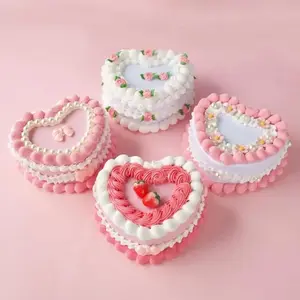 2026 New Cute Heart Cake Resin Trinket Organiser Box, Strawberry-Decorated Handmade Jewelry Storage, Sweet Bedroom Dresser Decor, Unique Gift for Women (Ideal for Mother's Day), Trinket Boxes