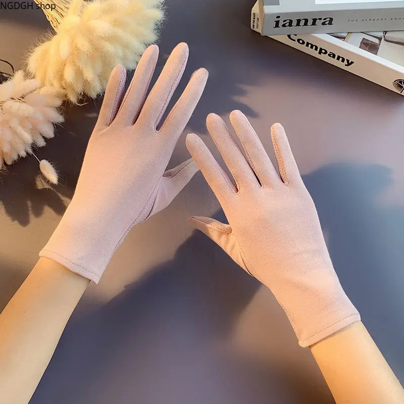 Women's Pink UV Protection Full-Finger Gloves - Chic, Elegant, Glamorous Sports Gloves, Lightweight Soft Breathable Fabric Slim-Fit Hand Covers for Summer Driving, Outdoor Travel, Chic Sports Gloves