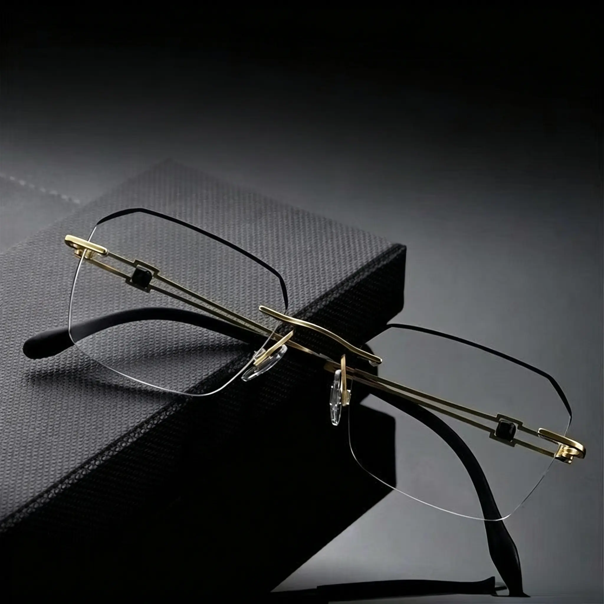 Versatile Reading Glasses for Men and Women, Lightweight Durable Metal Frame, Suitable for Reading, Crafting, and Everyday Tasks