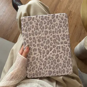 Leopard Print iPad Case, 3+y Fold Buckle, Three Colors, Compatible with Apple iPad Pro/air/mini, Pen Slot, Shockproof, Bend-Resistant, Tablet Accessories