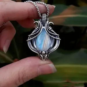 [Moonstone Clavicle Chain For Women] Boho Lotus Moonstone Pendant Necklace Vintage Charm Pendant Necklace Clavicle Chain Jewelry For Women