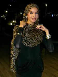 Fashion Leopard Print Long Women's Scarf, Outdoor Breathable Headscarf Shawl, Daily Wear Clothing Accessory, Birthday Gift