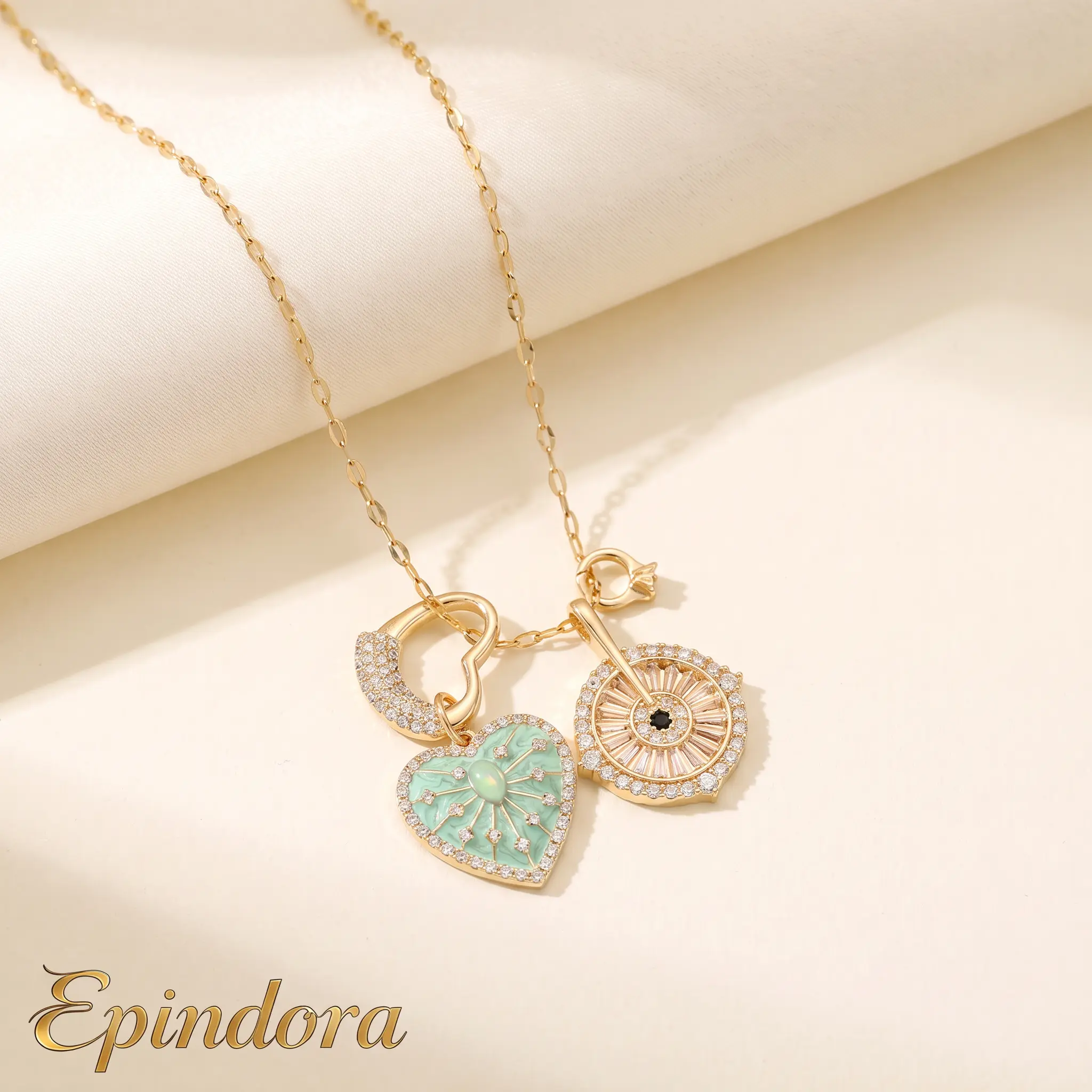 Epindora Vintage Mint Alloy Heart Necklace, Adjustable Lip Chain with Heart Motif, Everyday Costume Jewelry Accessory