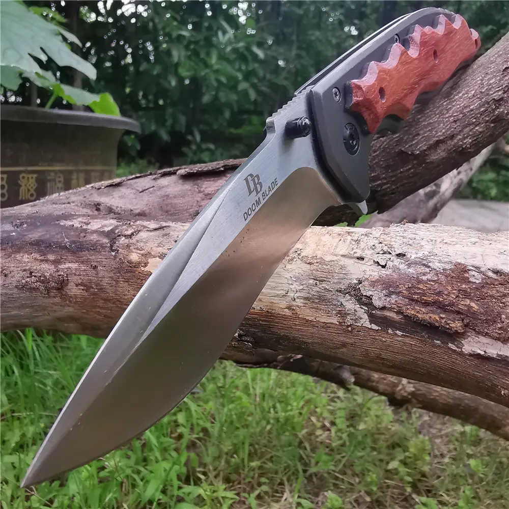 Compact Folding Pocket Knife with 8CR13Mov Half-Serrated Blade, Slim Stainless Steel Tactical Tool for Hunting, EDC Everyday Carry, Outdoor Multifunctional Tools for Adults Fishing Hiking