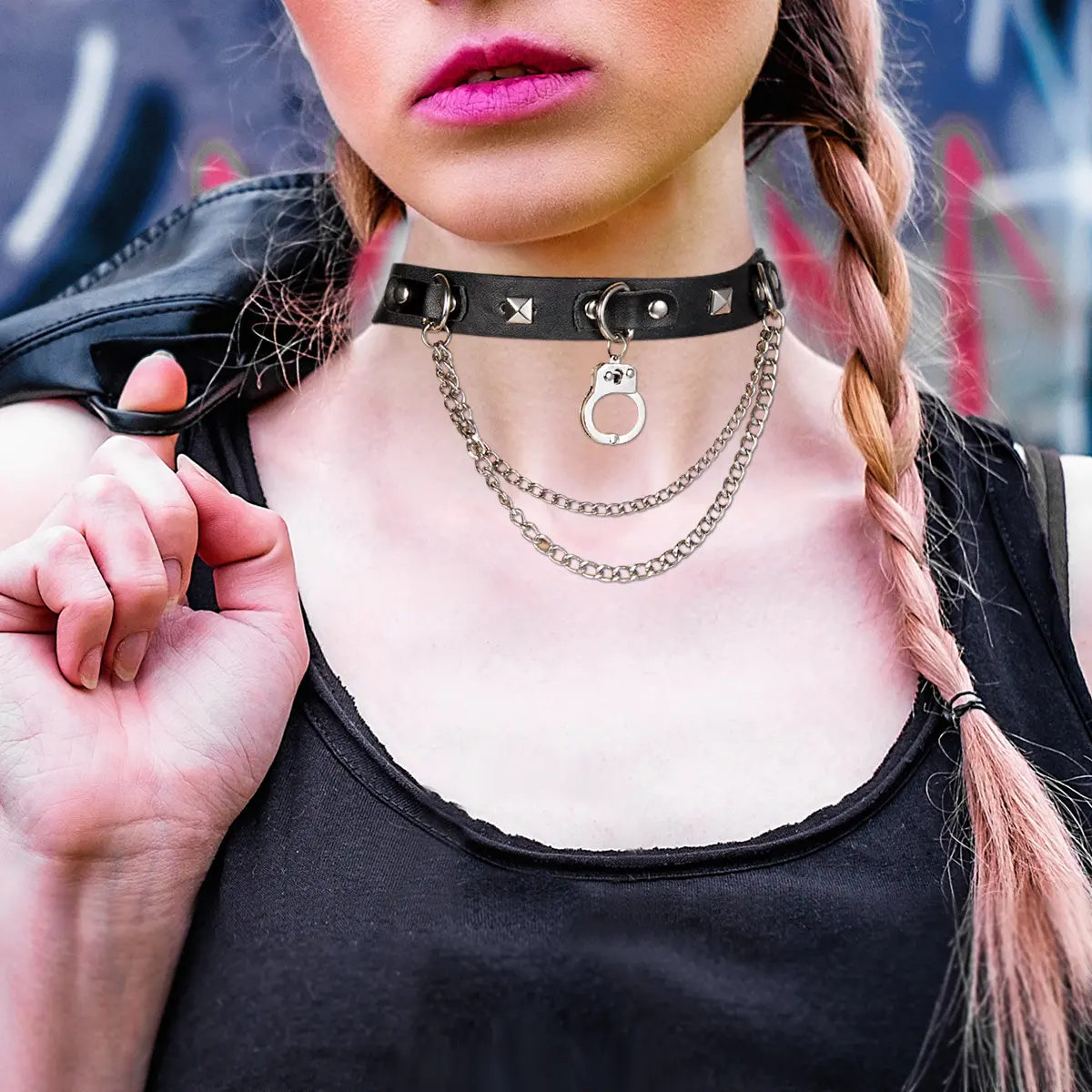 OIDEA Gothic Punk Leather Choker, Unisex Riveted Collar with Handcuff Chain, 13.8"-15.4" Adjustable, Statement Chain Jewelry Necklace, Rivet Studs, Alternative Fashion Enthusiasts, Collectors Of Statement Jewelry