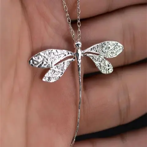 Women's Elegant Adjustable Alloy Pendant Necklace, Exquisite Trendy Gothic Vintage Dragonfly Design Pendant Necklace, Chic Gorgeous Fashion Jewelry As Gift for Girlfriend