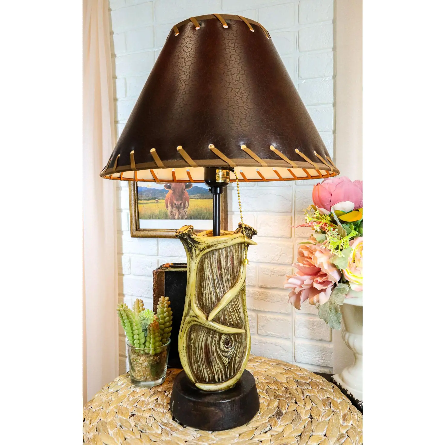 Rustic Western Hunters Lodge Deer Antlers on Driftwood Trunk Desktop Table Lamp, Indoor Decorative Light with Art Design, Type A Light Bulb Compatible, USA 110V Only, Woodsy Lodge Feel