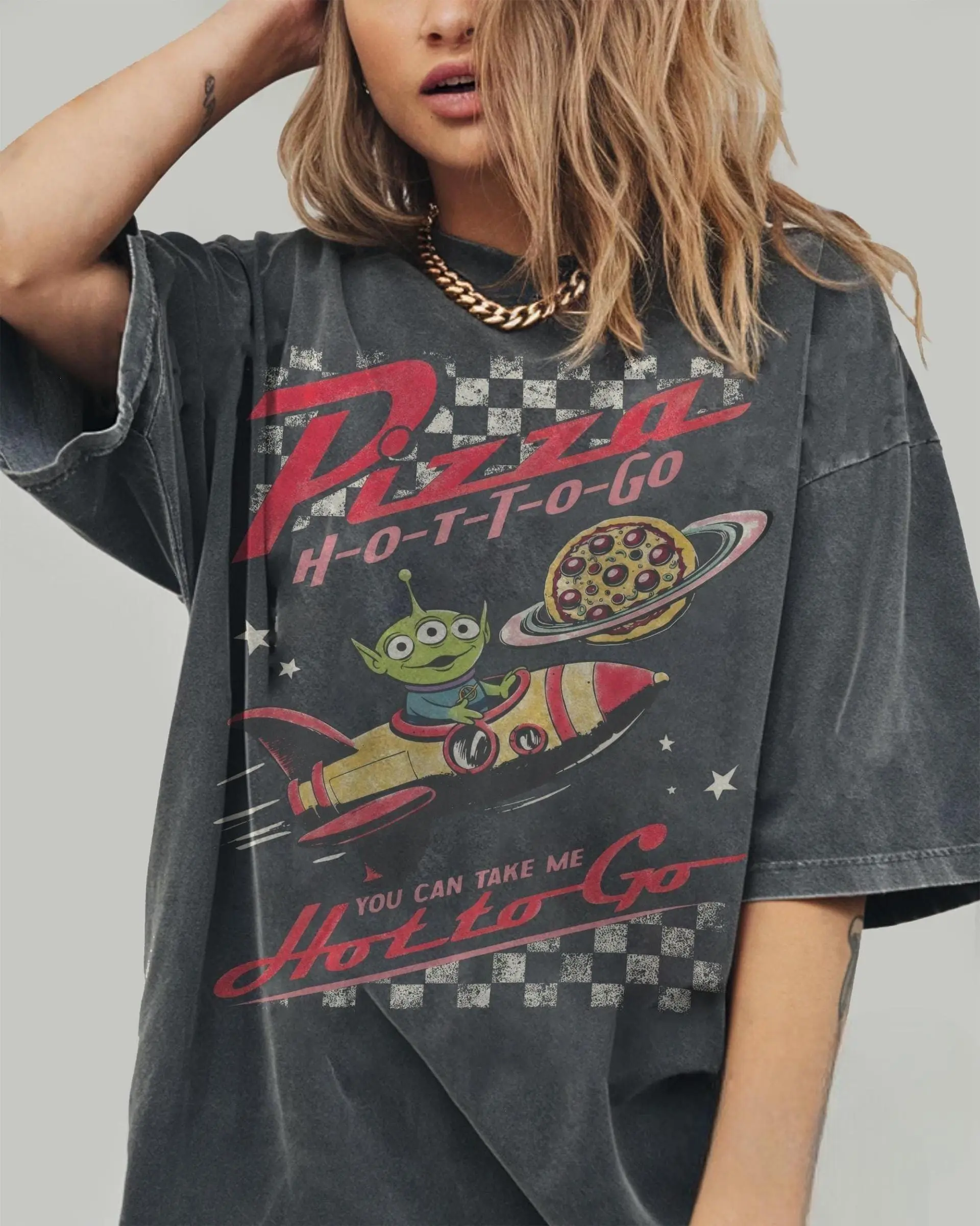 WDW Retro Pizza Hot To Go Alien Toy Shirt, Aliens Toy Pizza Planet Shirt, Toy Shirts, WDW Family Trip