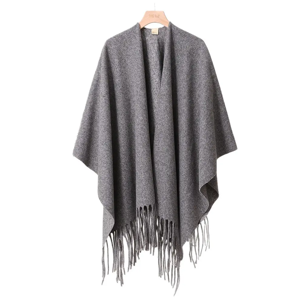 Grey   wool slit shawl
