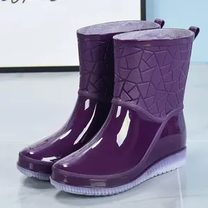 2025 Botas De Lluvia Para Mujer Outdoor Women Rain Boots Wear Resistant Plastic PVC Shoes Kitchen Waterproof Shoes, All Seasons