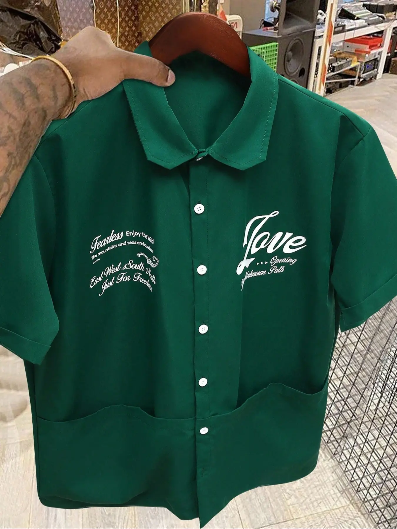 Men's Fashion Casual Commute Short Sleeve Shirt, Collared, Pocket Design, Stylish And Practical, Loose Fit, Versatile, Suitable For Daily Commute, Outdoor Activities, Casual Top, Casual Button Shirts