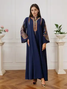 Elegant Muslim Women's Long Robe with Colorful Embroidery, Perfect for All Seasons, Stylish and Comfortable Clothing, Muslim Women Gowns
