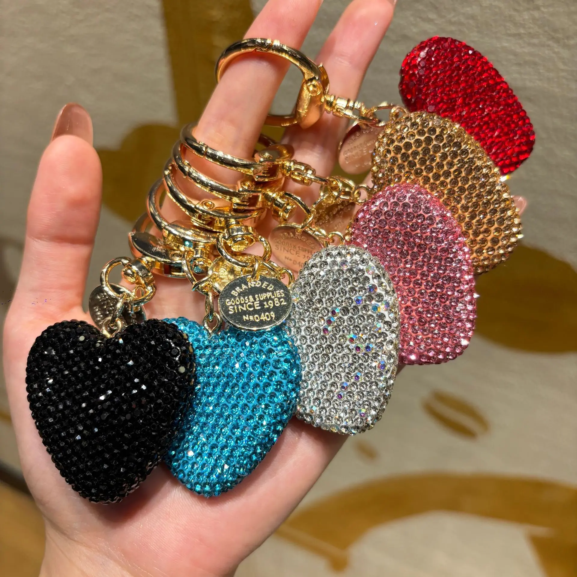 Heart Rhinestone Keychain for Women, Silver Tone Alloy Bling Pendant, Crystal Bag Charms for Purse and Car Keys, Keychains For Women, Bling Heart Pendant, Rhinestone Detailing Keychains