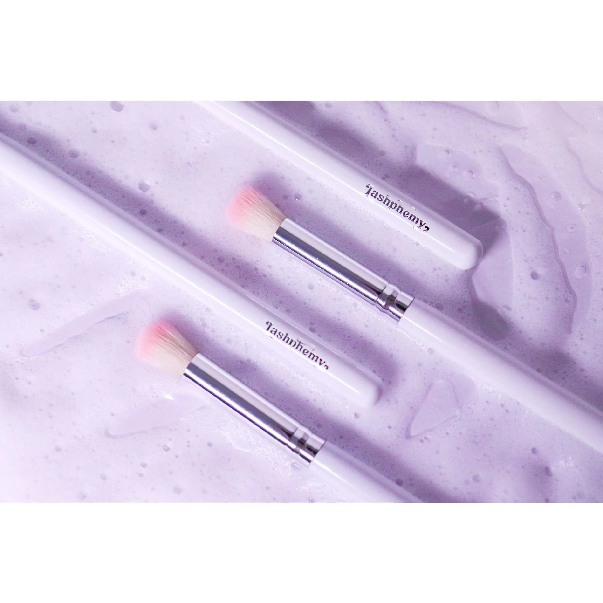 Lash Cleansing Brush