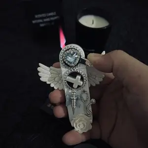 Angel Wings Lighter, Pink Flame Gas Lighter, Creative Shaped Cigarette Lighter, Suitable for Women's Gifts (excluding Butane Gas)