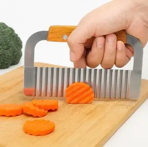 Piranha Crinkle Cutter, Stainless Steel Crinkle Cutter with 5 Year Guarantee