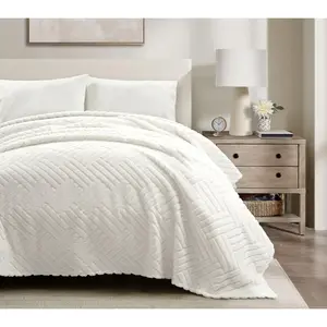 Lush Decor Ultra Soft Sherpa Bedspread/Blanket King/Cal King
