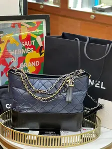 Pre-owned Chanel Leather Shoulder Bags Preloved Gabrielle Bag 26x21cm 12815