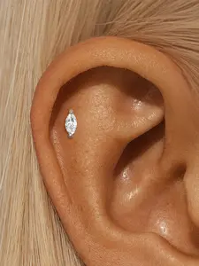 1PC Platinum-Plated S925 Sterling Silver Classic Marquise-Cut Moissanite Stud Earrings — Hypoallergenic Material, Suitable for Cartilage Piercings. Ideal for Holiday Gifts, Wedding Accessories, and Daily Wear.