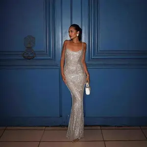 Design-sense shiny and stylish spaghetti-strap dress for women, in a glamorous style, fashion-forward, sexy, body-hugging and hip-hugging long dress Fit Skirt Formal Womenswear Overall Slim Thin Workwear Sleeveless Apricot Basic Minimalist