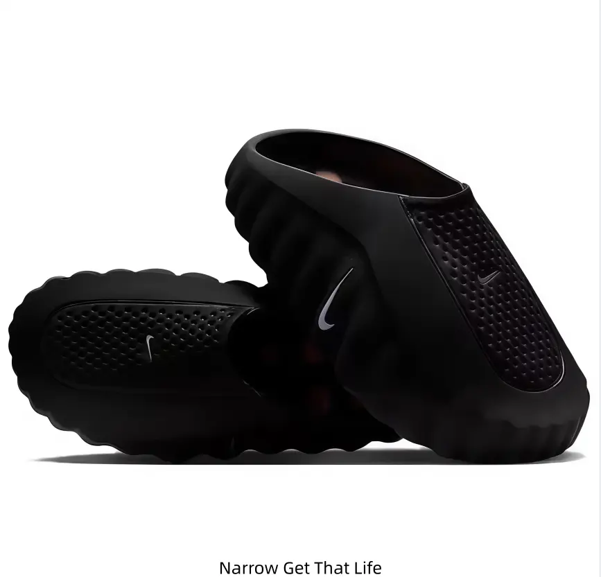 Cozy-Modern Streetwear Aesthetics Slippers, Sports Collectible Footwear for Comfort-Focused Enthusiasts