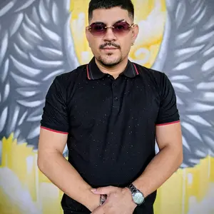 T-Shirt- polo +shine diamonts+strech + top quality means chidos