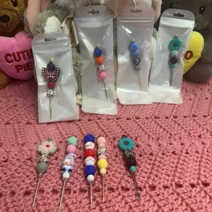 Beaded picking tool Beaded picking tool