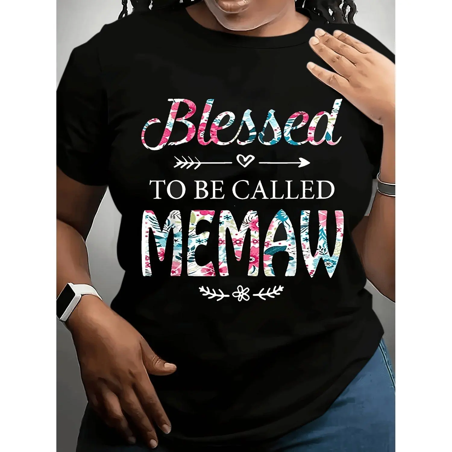 Blessed to Be Called Memaw T Shirt Grandma Gift Idea with Colorful Floral Wreath and Heart Print Retro Lettering Casual Fit Black Top for Grandmothers Fashion Lovers Vacation Clothing