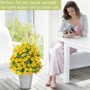 The simulated little daisy lavender grass tree is suitable for indoor/outdoor festive decorations. It requires no maintenance and is a durable artificial flower. The spring simulated flowers are long-lasting and beautiful, and can be used throughout the f