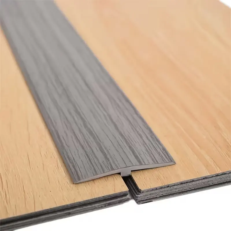 T-Shirt Shape PVC Floor Transition Strip, 2m/78.74in Covering Gap Between Hardwood & Laminate, Easy Installation, Durable Design