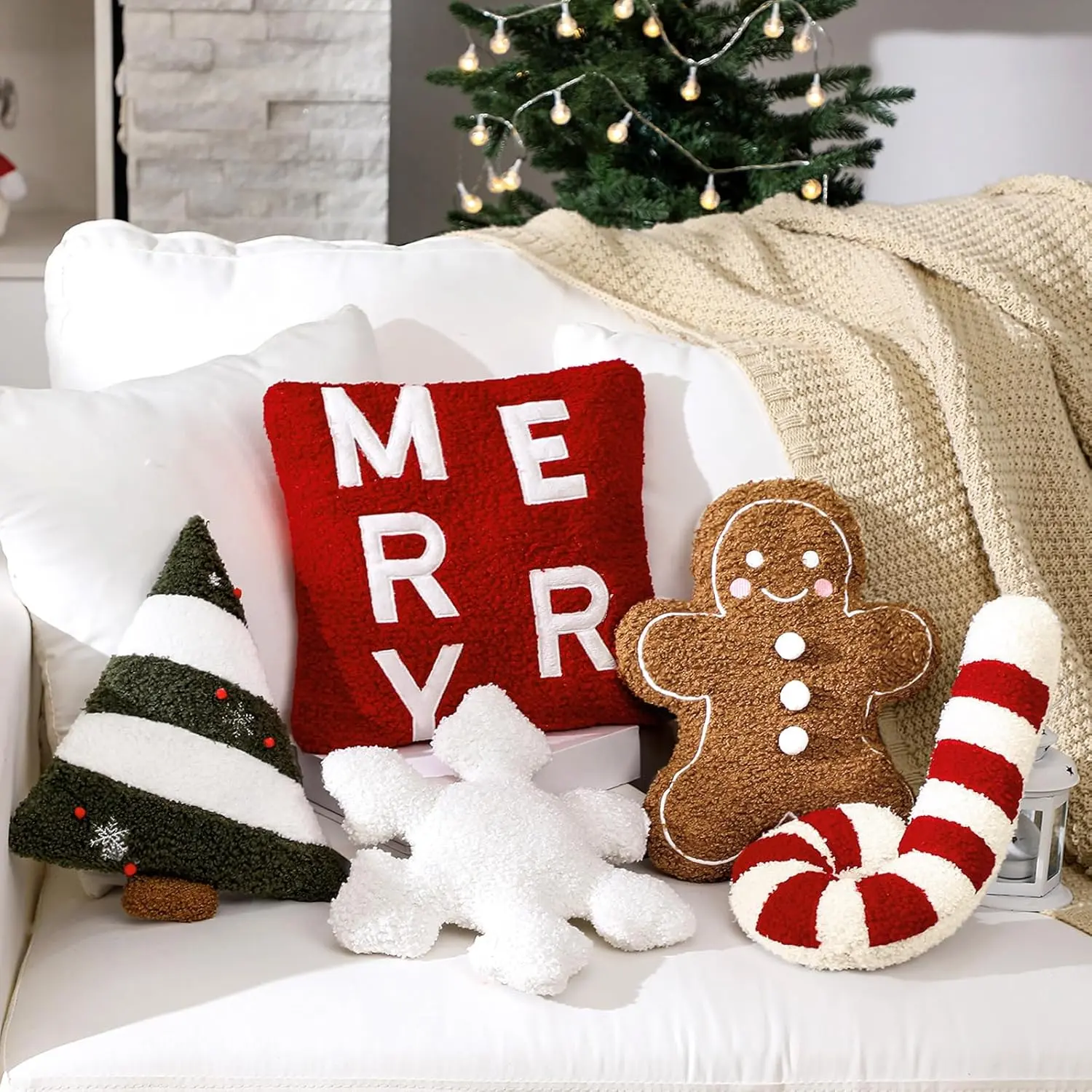 Gingerbread House Christmas Throw Pillow Set - Gingerbread Boy Girl Candy Cane Snowflakes Plush Decorative Cushion for Christmas Tree Home Decor, Festive Holiday Party Sofa Couch Pillow, Cozy Xmas Decor Christmas Gift Xmas Gift Chirstmas Decorations