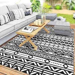 Outsunny Waterproof Reversible Plastic Straw Outdoor Area Rug - Portable Large Mud Mat Runner for Backyard Decor, RV Camping, Plastic Straw Rugs